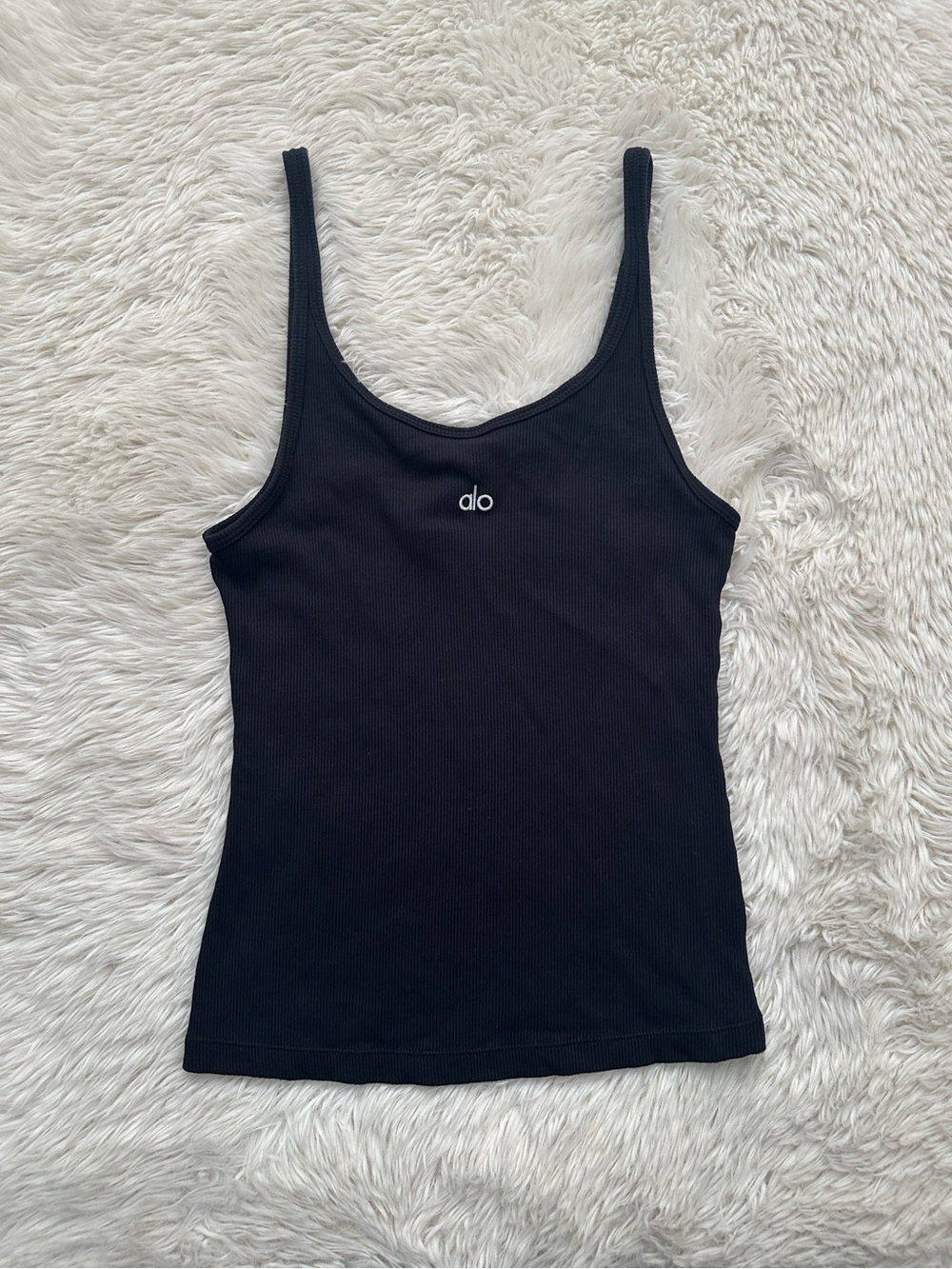 Alo Ribbed Prosper Tank - Picture 4 of 6